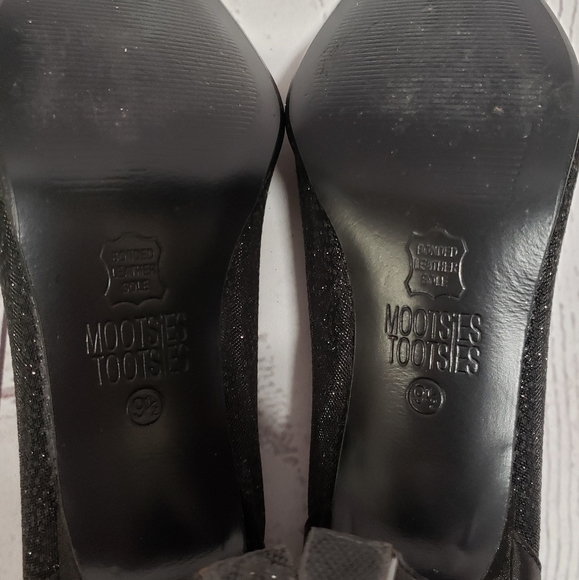 Mootsie Tootsies Heels - Picture 6 of 6